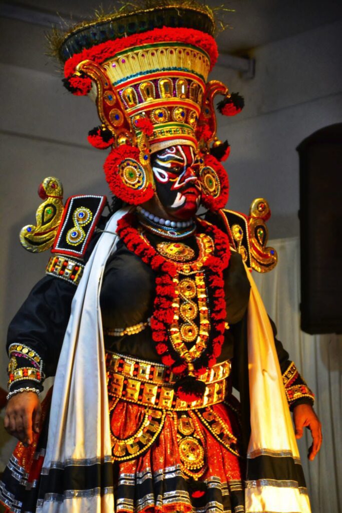 "ಬಣ್ಣದ ಭರವಸೆ" bannada bharavase 2 12