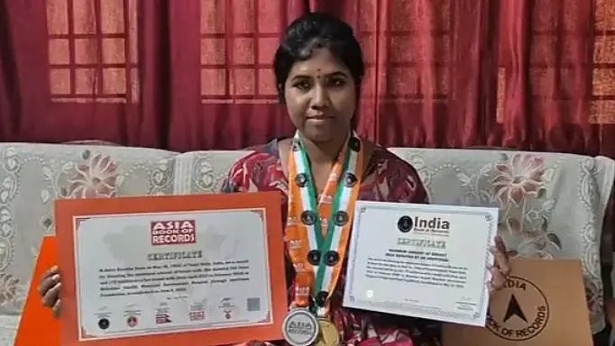 ಎದೆ ಹಾಲು ದಾನ: ಇಂಡಿಯಾ ಬುಕ್ ಆಫ್ ರೆಕಾರ್ಡ್ಸ್ ಮತ್ತು ಏಷ್ಯಾ ಬುಕ್ ಆಫ್ ರೆಕಾರ್ಡ್ಸ್ ಎರಡರಲ್ಲೂ ಸ್ಥಾನ ಪಡೆದ ಸೆಲ್ವಾ ಬೃಂದಾ: donated over 300 litres of breast milk